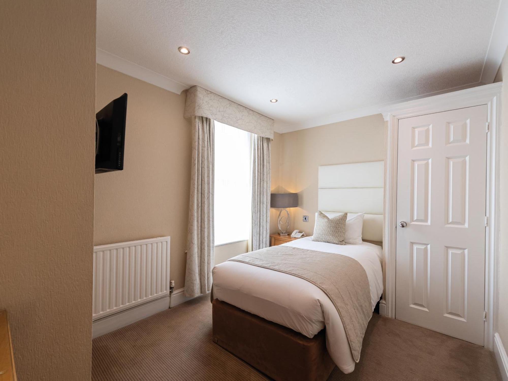 The Royal & Fortescue Hotel Barnstaple Luaran gambar